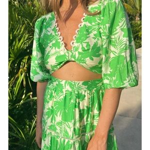 Fools Rush In Set Top